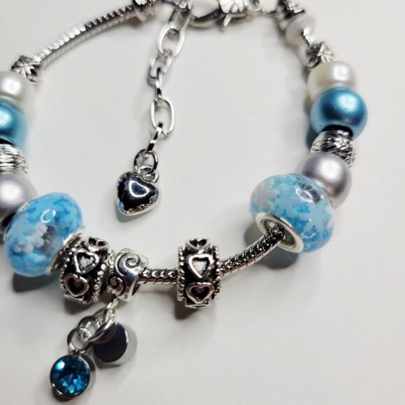NWT Pandora Style Charm Bracelet Winter Wonderland Blue, Snowflake, Premium S/M - Picture 6 of 7